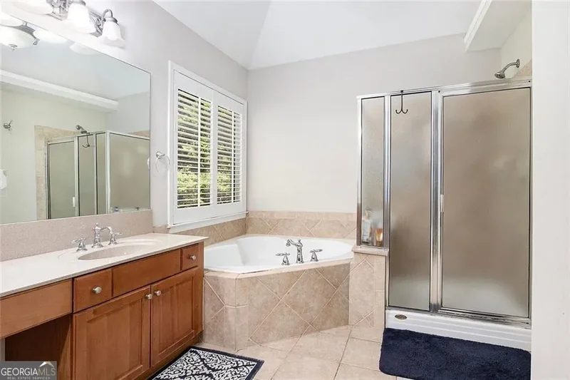 870 Creekview Bluff Way, Buford, GA 30518, Buford, Georgia, United States. - Photo 21