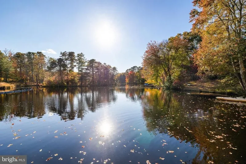 Residential MEDFORD LAKES