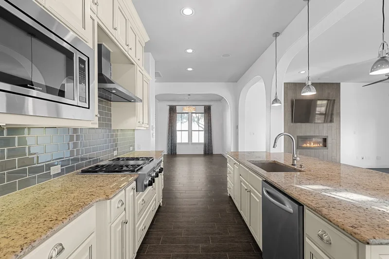 114 East Cimarron Hills Trail , Georgetown, TX 78628, Georgetown, Texas, United States. - Photo 46
