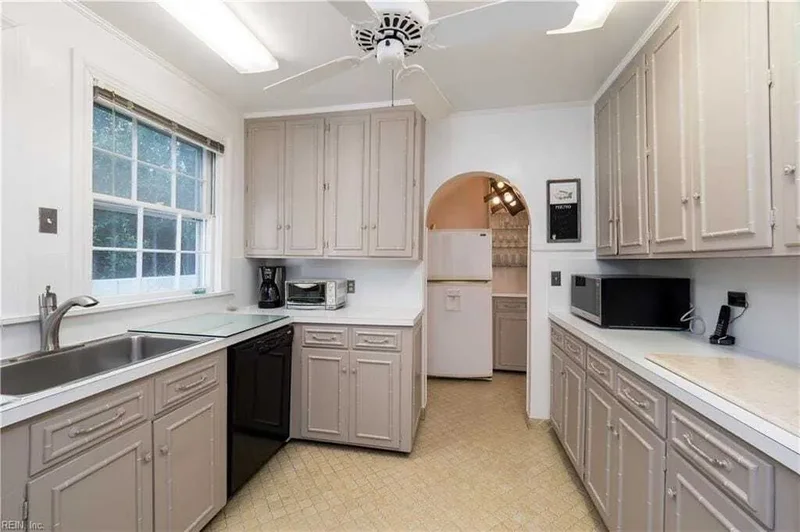 6904 Ocean Front Avenue, Virginia Beach, Virginia, United States. - Photo 16