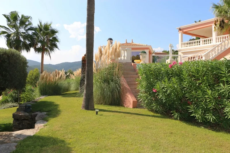 Roquebrune-sur-Argens, Provence-Alpes-Côte d'Azur, France. - Photo 19