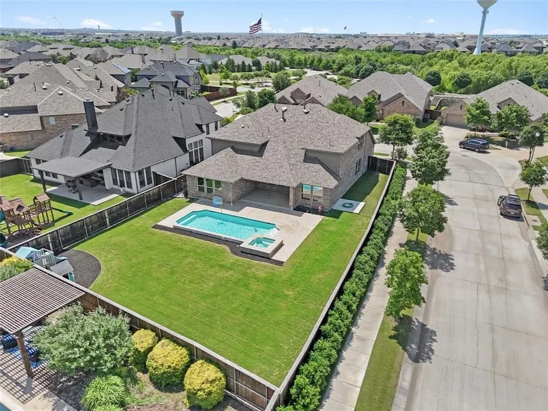 Single Family Residence in Prosper
