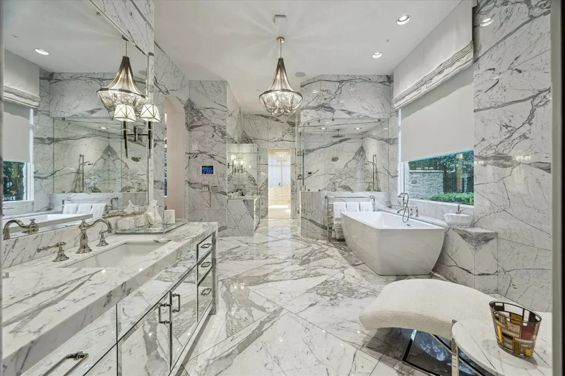 220 Merrie Way Lane, Houston, TX 77024, Houston, Texas, United States. - Photo 27
