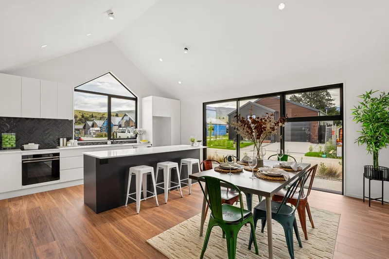 8 Tussock Way, Cromwell, OTA 9384, Cromwell, Otago, New Zealand. - Photo 6
