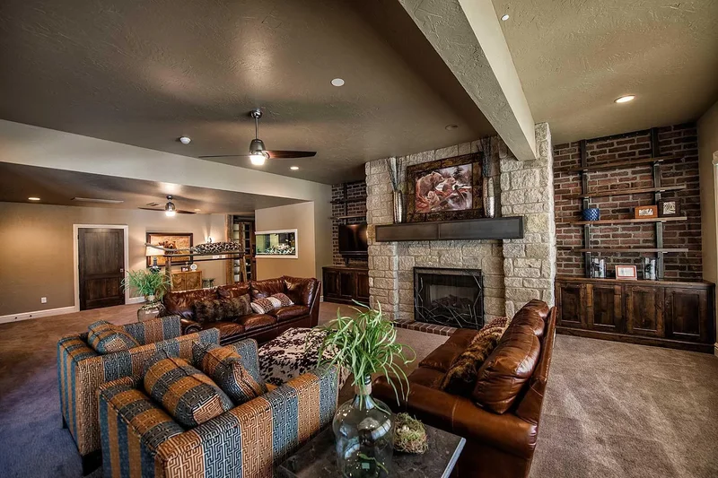 1202 S 6th Avenue, Ozark, MO 65721, Ozark, Missouri, United States. - Photo 3