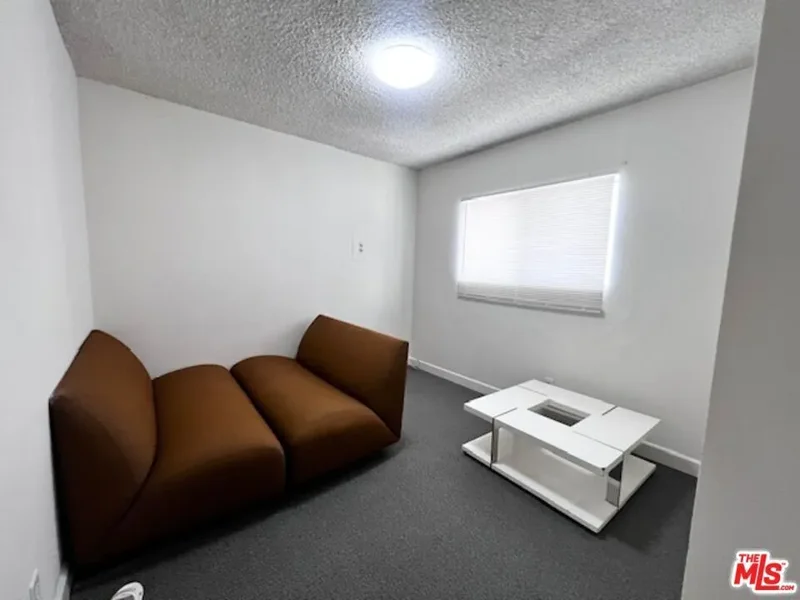 1225 S Normandie Avenue, Los Angeles, California, United States. - Photo 12