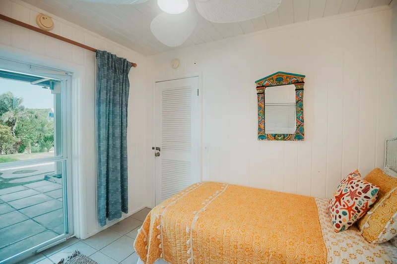 South Beach , Hope Town, Elbow Cay, Central Abaco, The Bahamas. - Photo 27