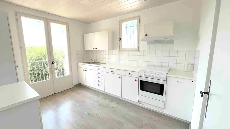 Apt, Provence-Alpes-Côte d'Azur, France. - Photo 11