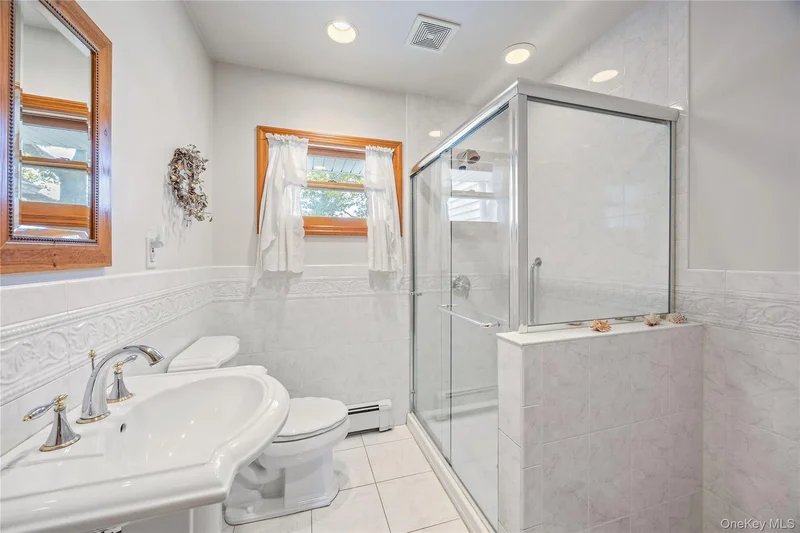 73 Patton Boulevard, New Hyde Park, NY 11040, New Hyde Park, New York, United States. - Photo 16