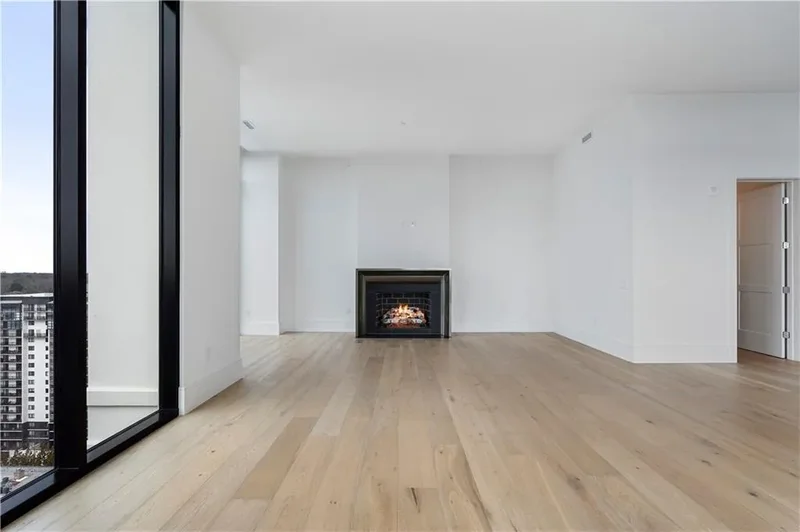 2425 Peachtree Road #1806, Atlanta, Georgia, United States. - Photo 2