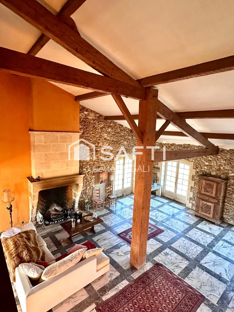 Castillon-la-Bataille, Nouvelle-Aquitaine, France. - Photo 20