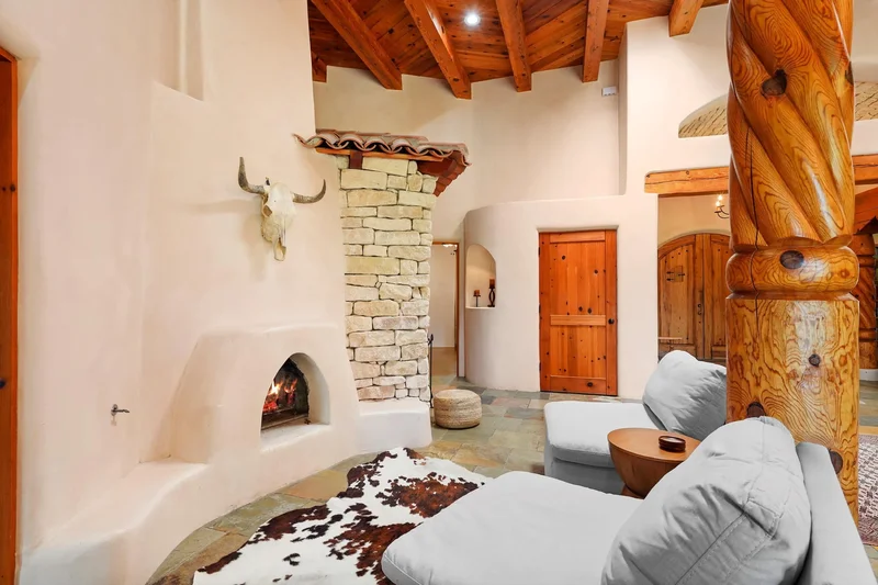 11 KOONTZ Road, Corrales, NM 87048, Corrales, New Mexico, United States. - Photo 17