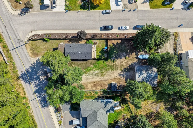 3070 Smith Creek Road, West Kelowna, BC V2T 1M8, West Kelowna, British Columbia, Canada. - Photo 49