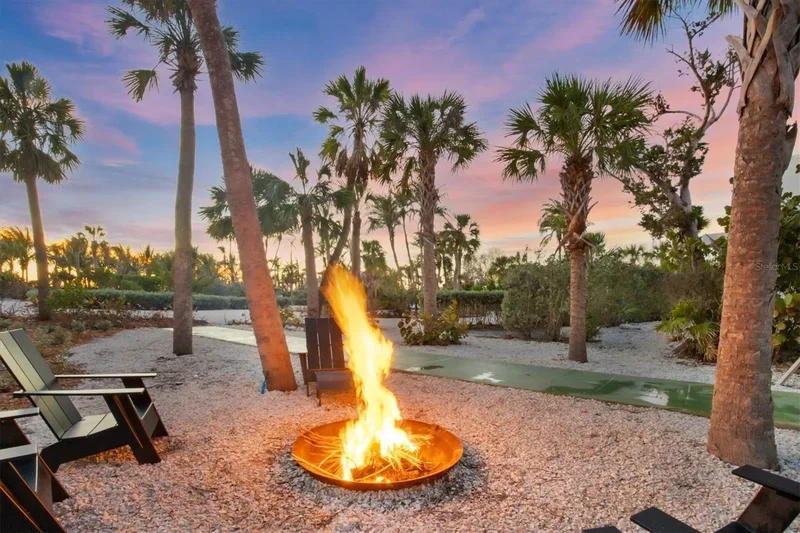 7665 SANDERLING ROAD, Siesta Key, Florida, United States. - Photo 59