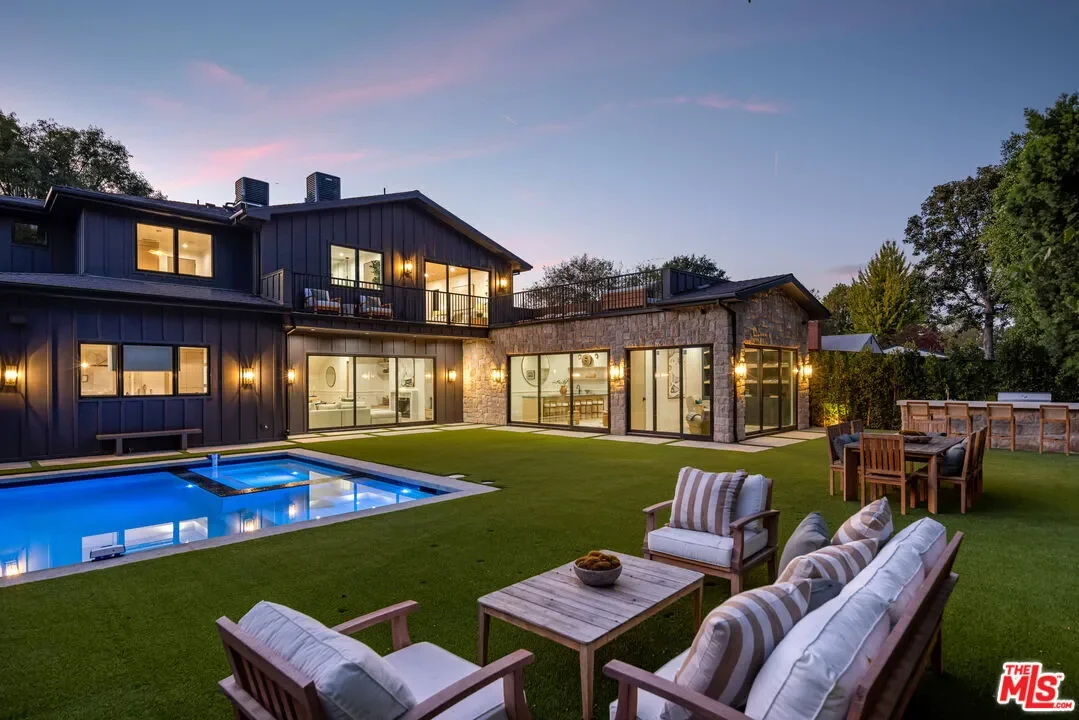 4828 Radford Ave, Los Angeles, California, United States. - Photo 6