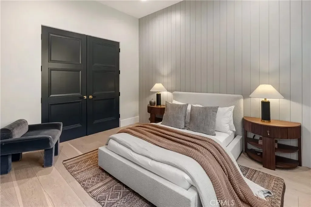 20511 Wells Drive, Los Angeles, California, United States. - Photo 38