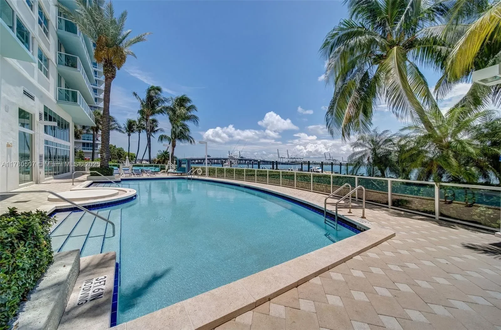 650 West Ave 2511, Miami Beach, Florida, United States. - Photo 22