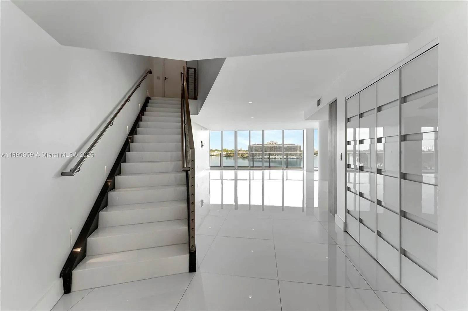 Gallery photo 2