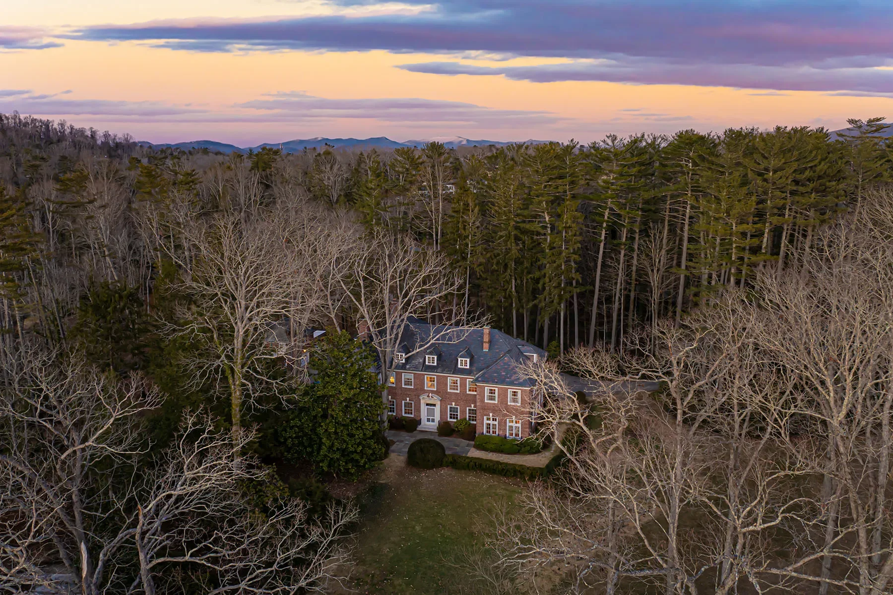 407 Vanderbilt Road, Asheville, NC 28803, Asheville, North Carolina, United States. - Photo 29