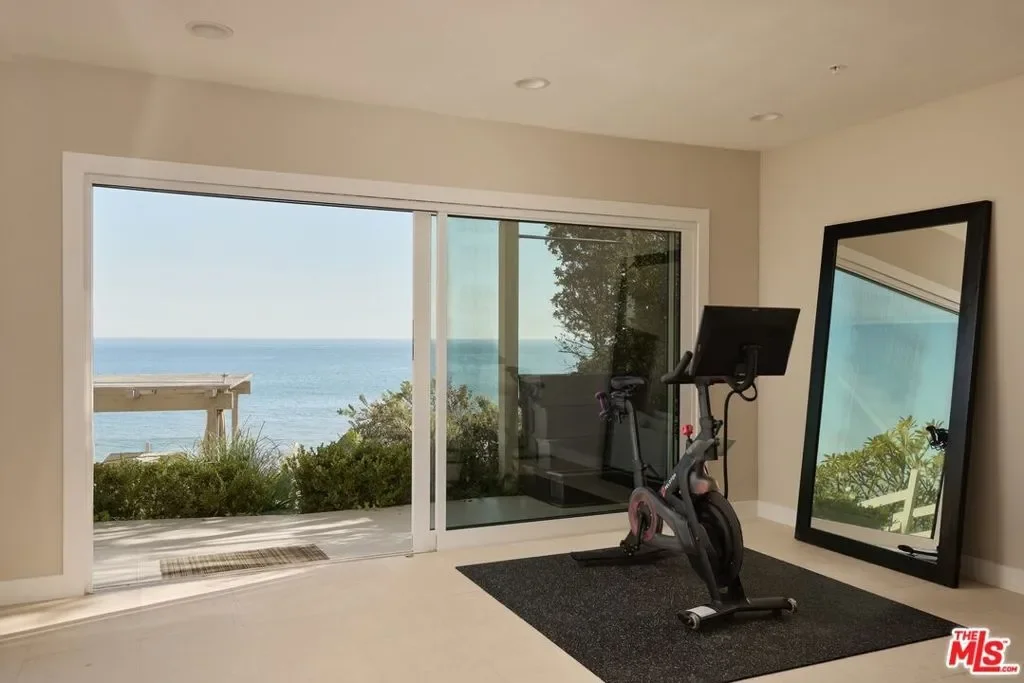 28026 Sea Lane Drive, Malibu, California, United States. - Photo 17
