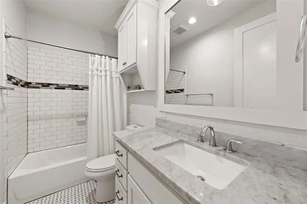2005 Austin Hines Drive, China Spring, TX 76633, China Spring, Texas, United States. - Photo 18
