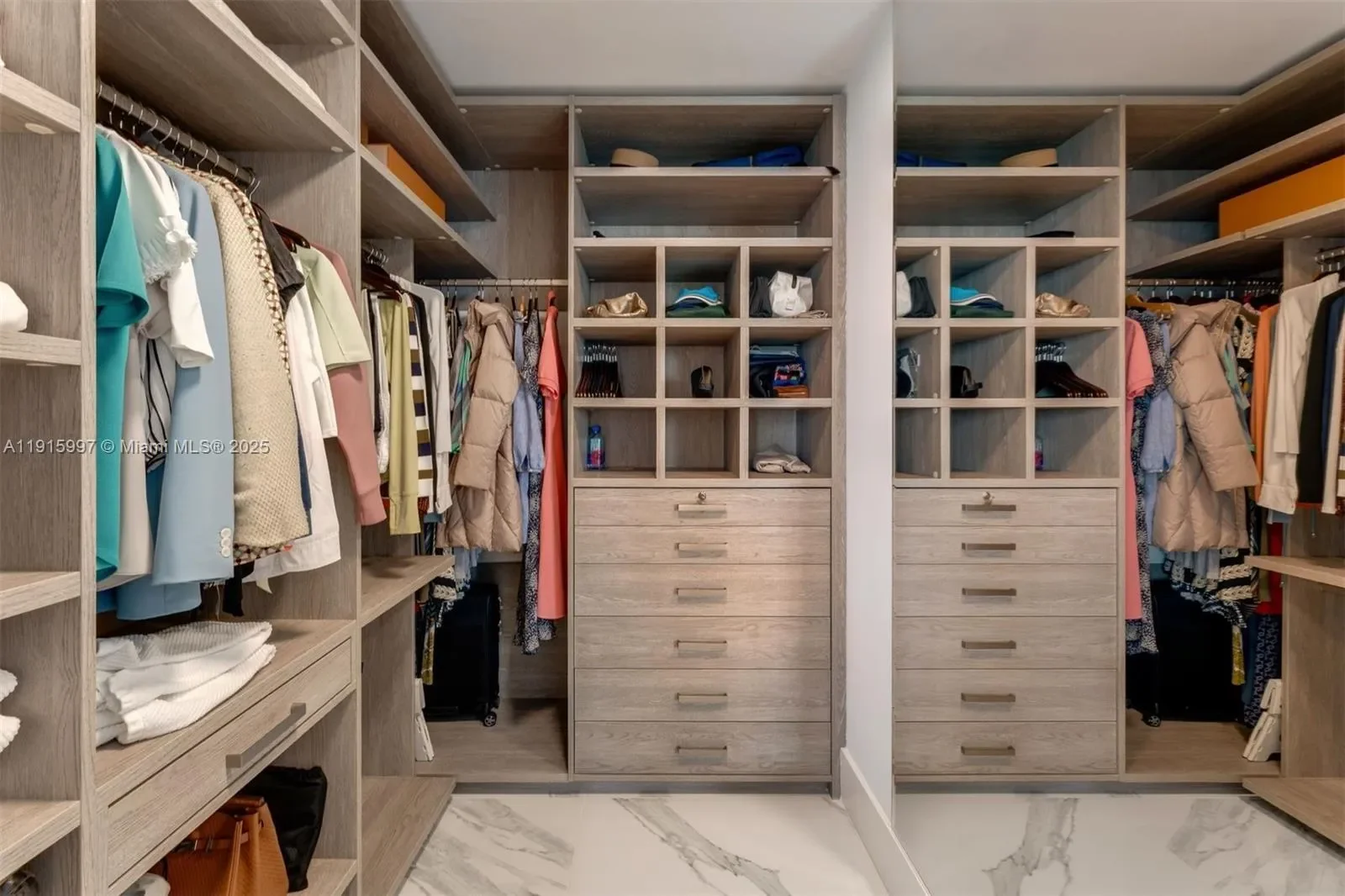 10201 Collins Ave 1803, Bal Harbour, Florida, United States. - Photo 15