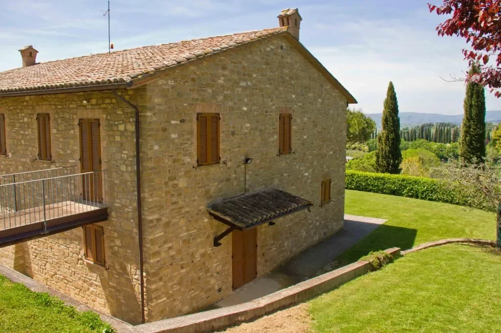 Frazione Mora, Umbria, Italy. - Photo 6