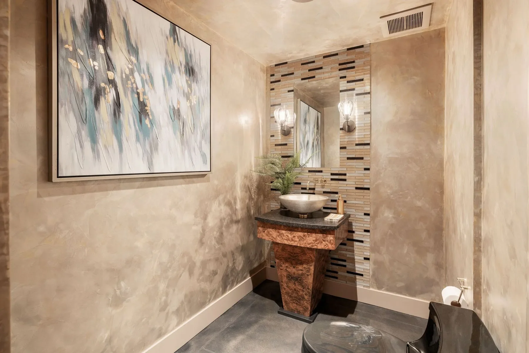 111 W Highland Dr Unit #9E & 9W, 1C , Seattle, WA 98119, Seattle, Washington, United States. - Photo 17