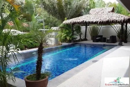 Spacious, Modern 4-Bedroom Pool Villa in Jomtien
