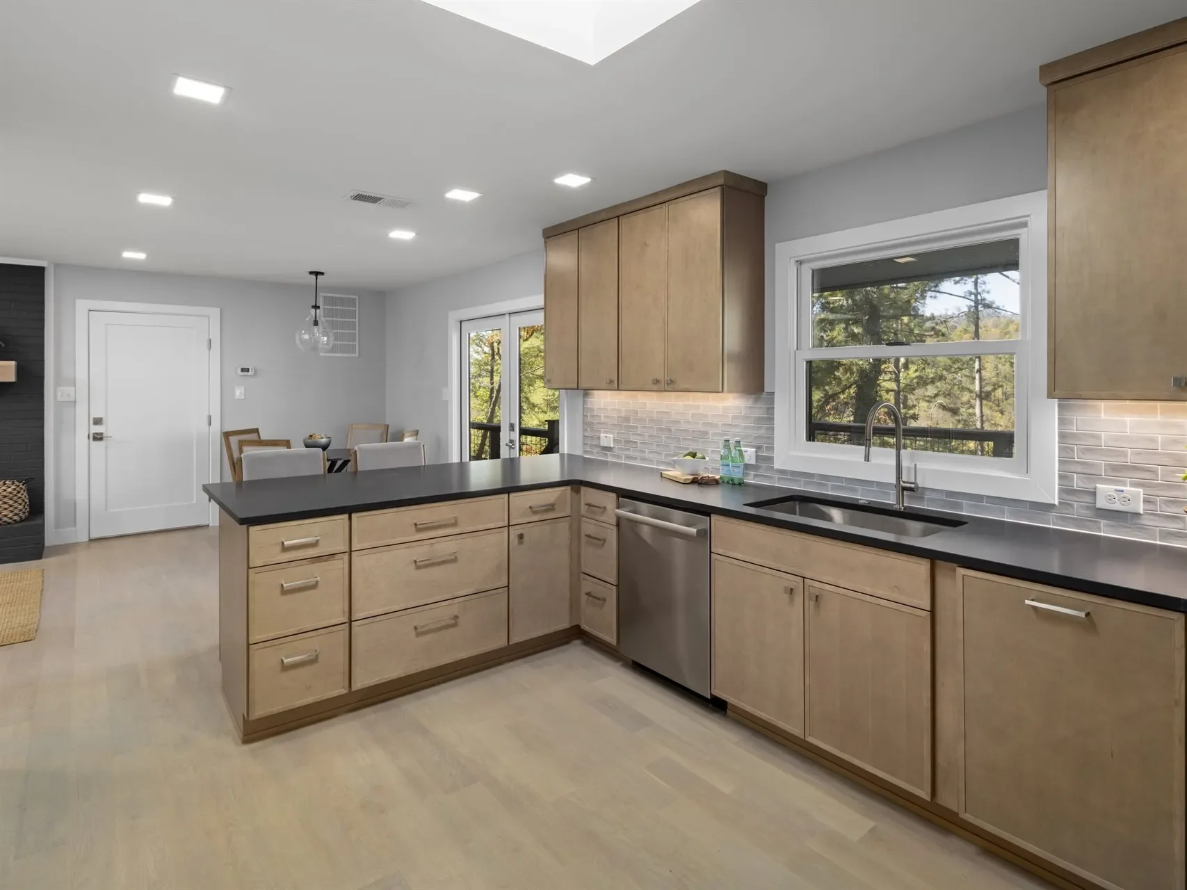 7 Kent, Asheville, NC, 28804, USA, Asheville, North Carolina, United States. - Photo 19
