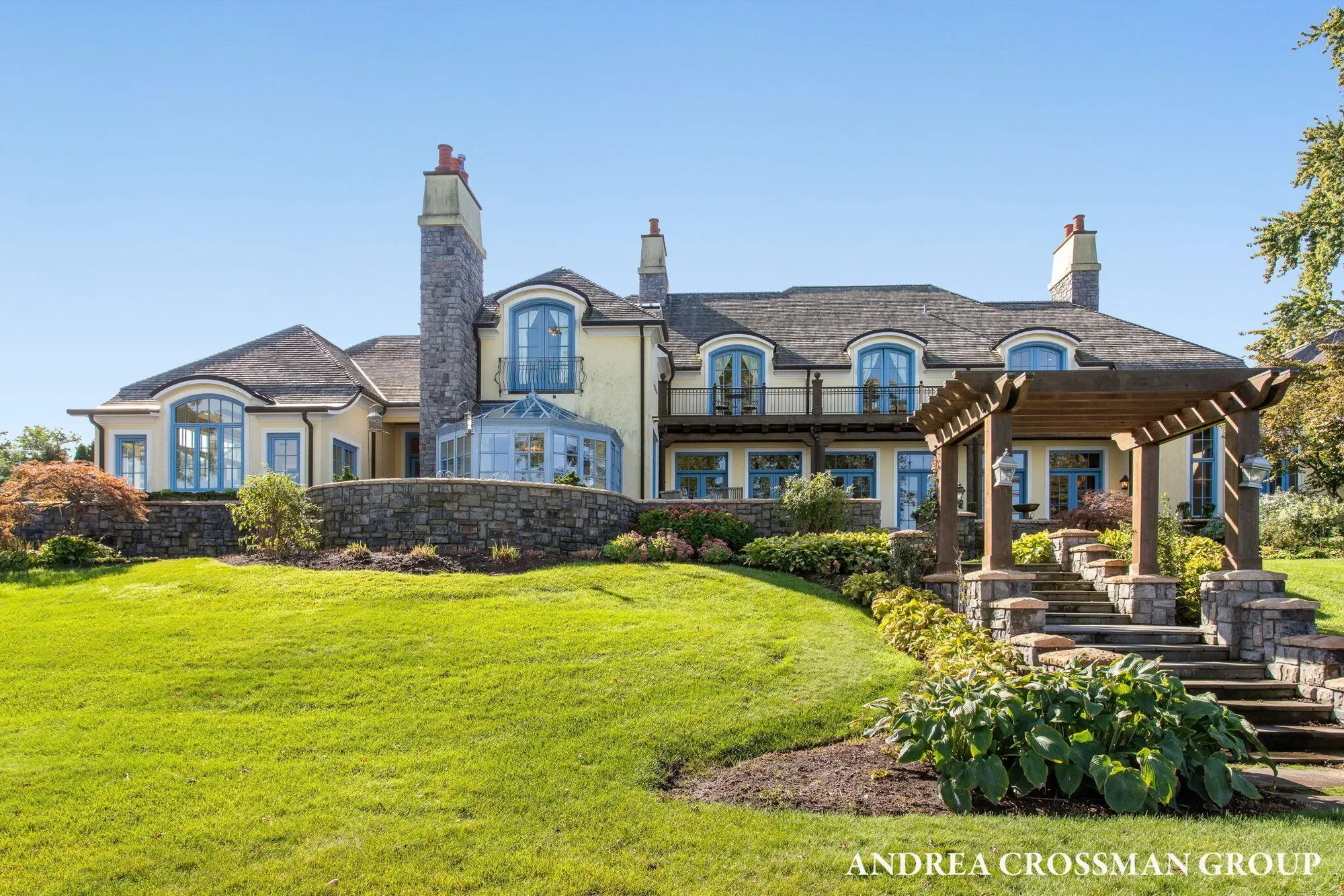 1933 South Shore Drive, Holland, MI 49423, Holland, Michigan, United States. - Photo 69
