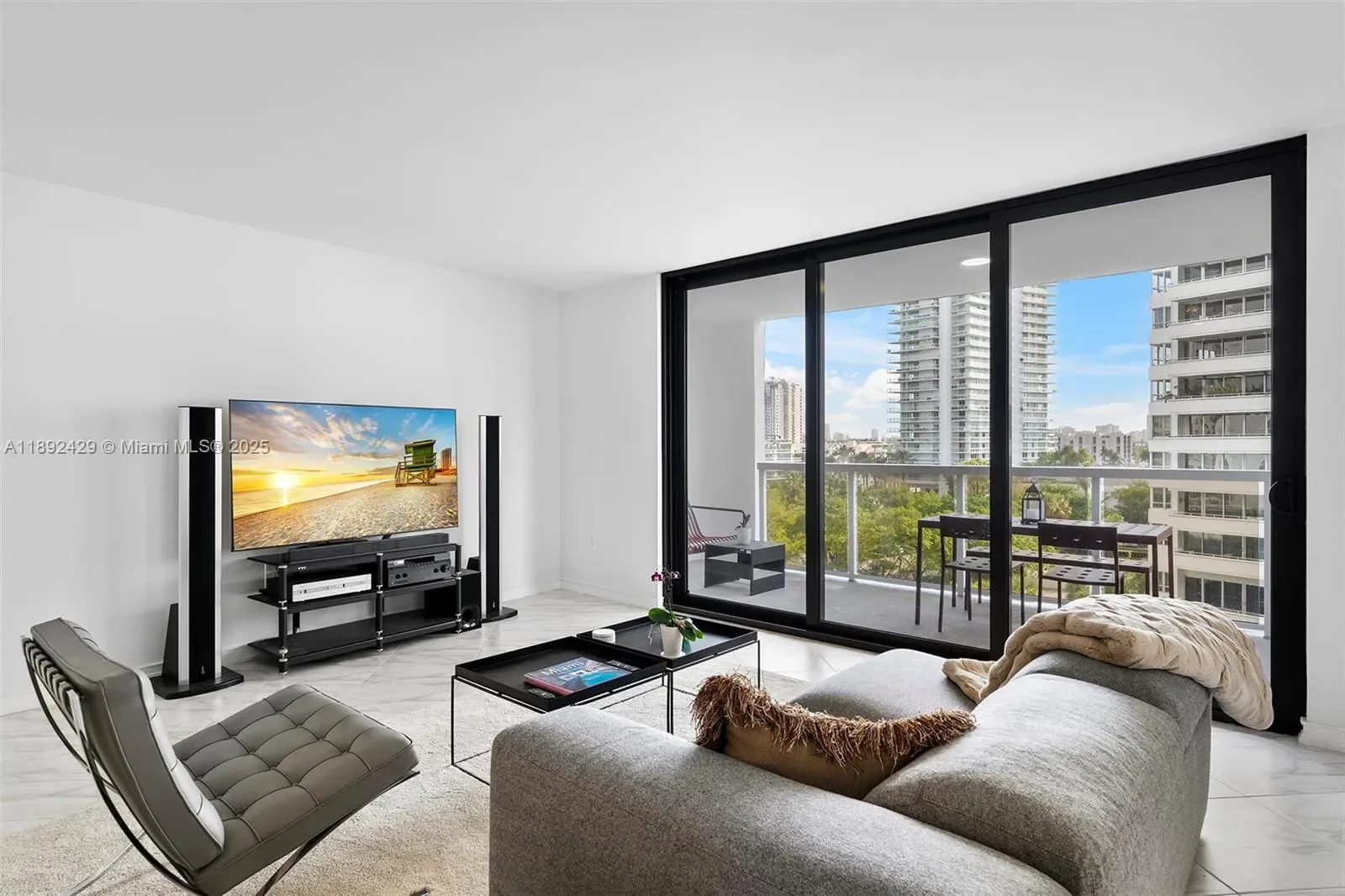 9 Island Ave 710, Miami Beach, Florida, United States. - Photo 12