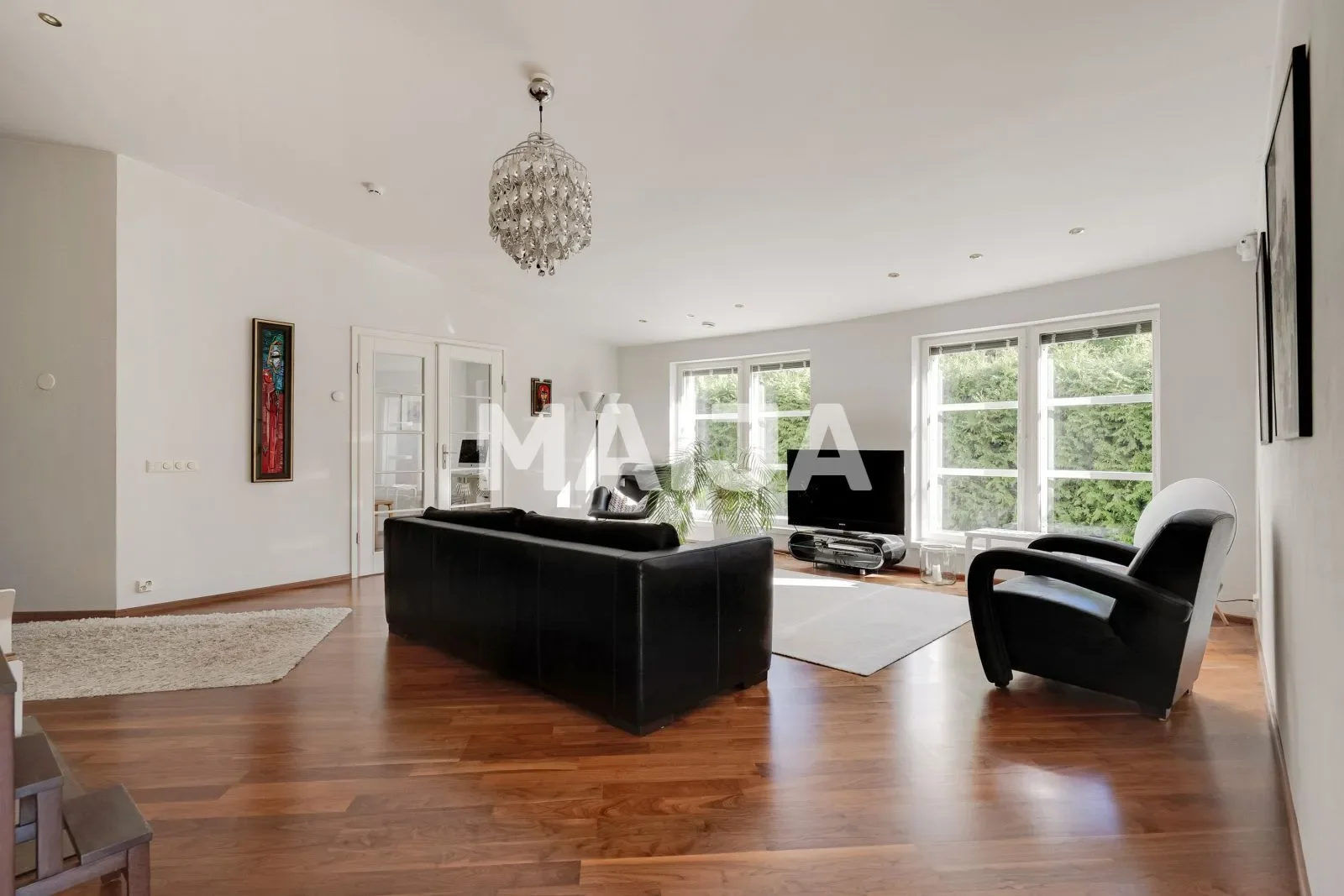 Gallery photo 7