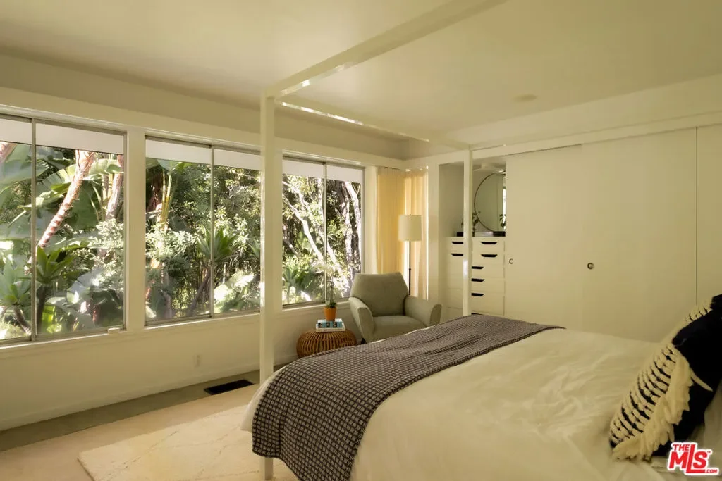 2246 Chelan Place, Los Angeles, California, United States. - Photo 1