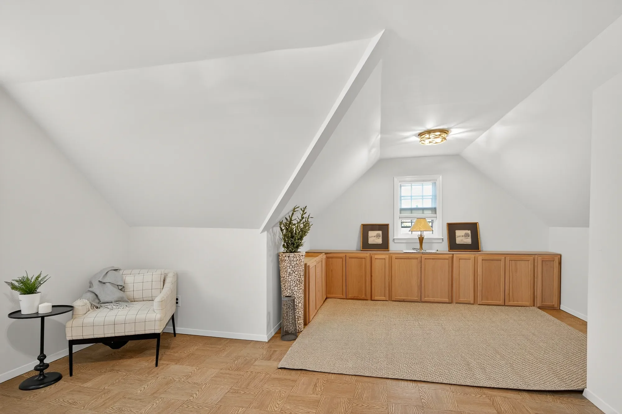 60 Concord Street , Westbury, NY 11590, Salisbury, New York, United States. - Photo 17