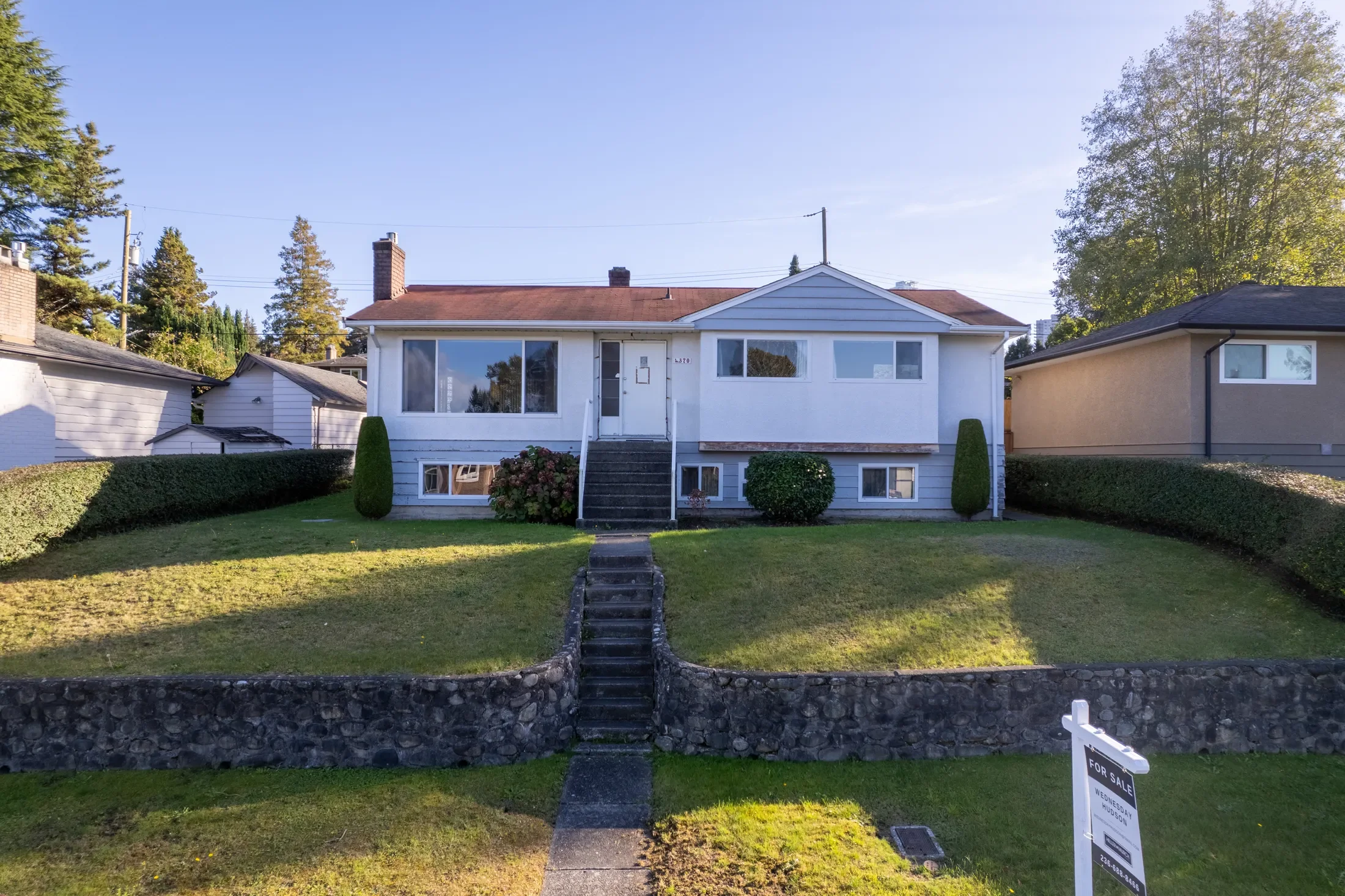 4730 Briarwood Crescent, Burnaby, BC V5G 2M6, Canada, Burnaby, British Columbia, Canada. - Photo 2
