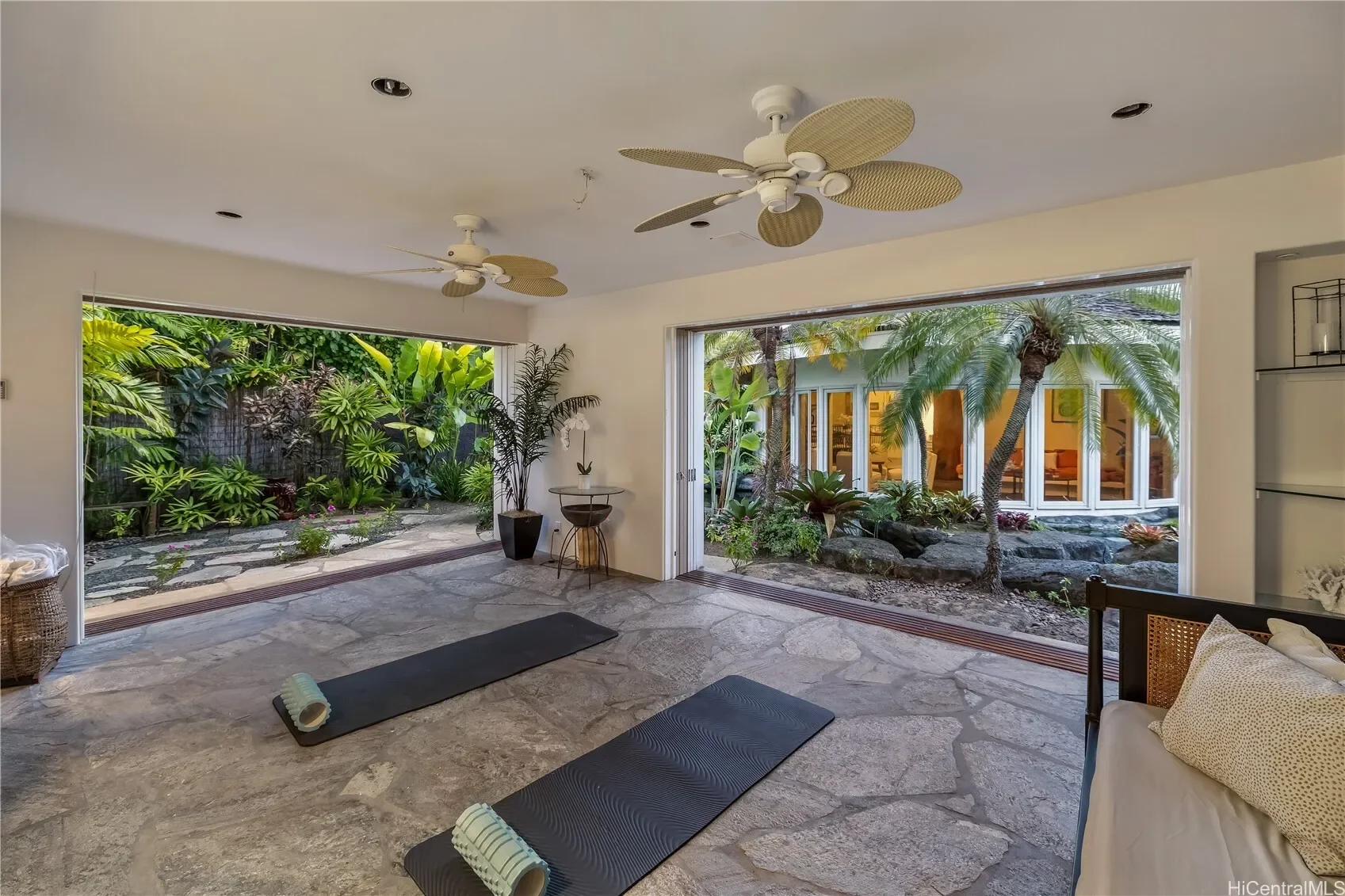 4745 Aukai Avenue, Honolulu, HI 96816, Honolulu, Hawaii, United States. - Photo 11