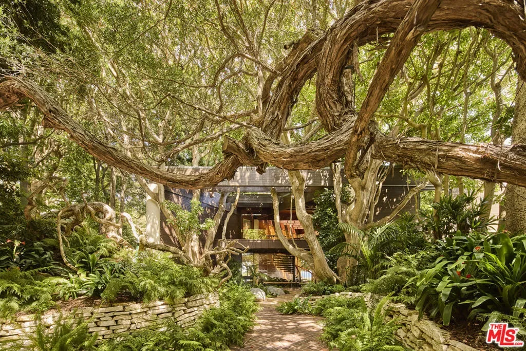 6962 Wildlife Road, Malibu, California, United States. - Photo 4