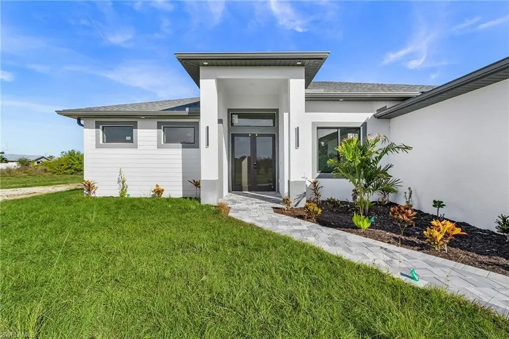 417 SW 23rd TER, CAPE CORAL, FL 33991, Cape Coral, Florida, United States. - Photo 6