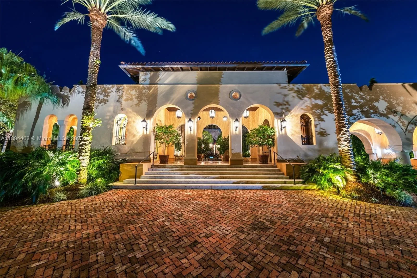 50 Casuarina Concourse, Miami, Florida, United States. - Photo 51