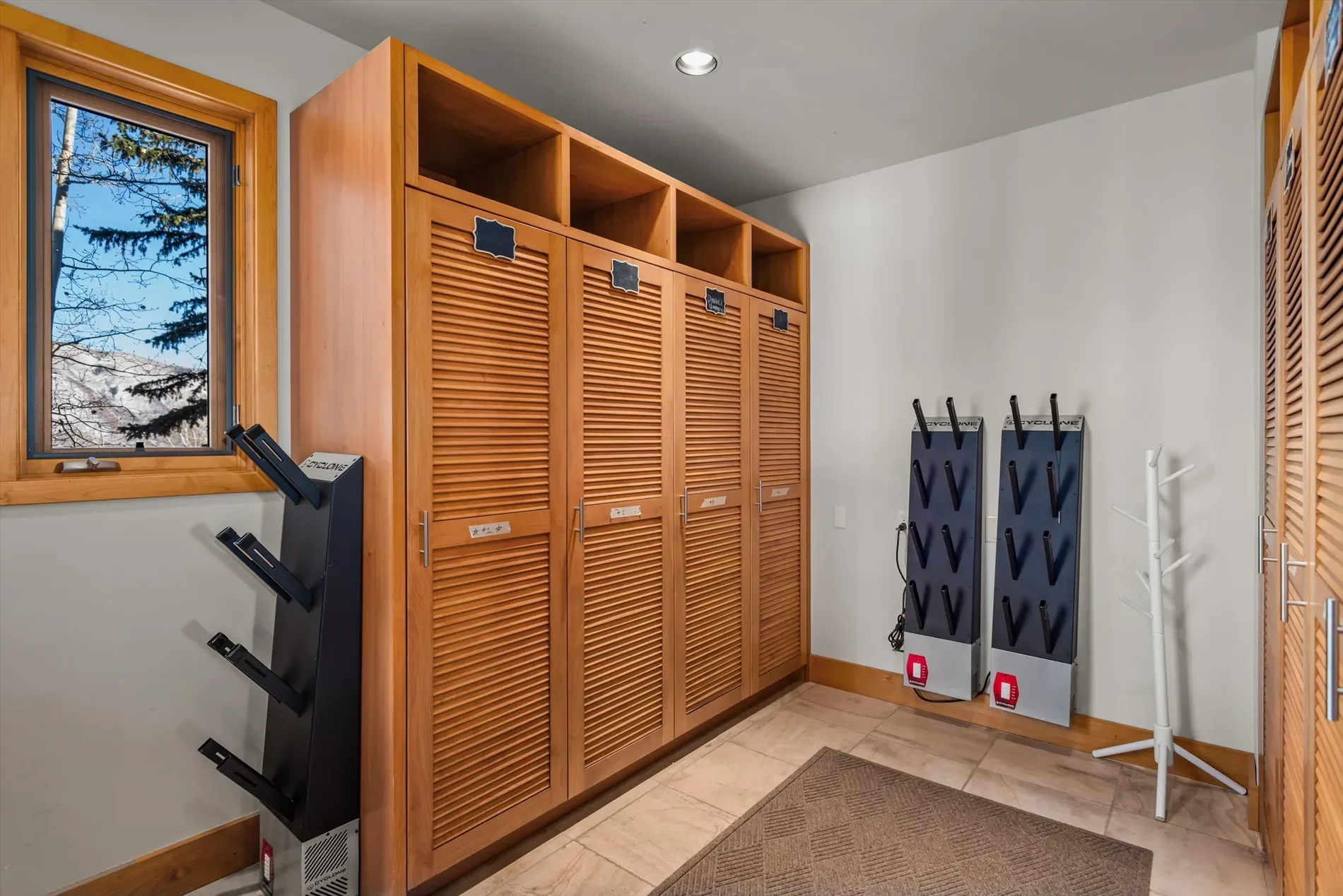 300 Eagle Pines Drive , Aspen, CO 81611, Aspen, Colorado, United States. - Photo 31