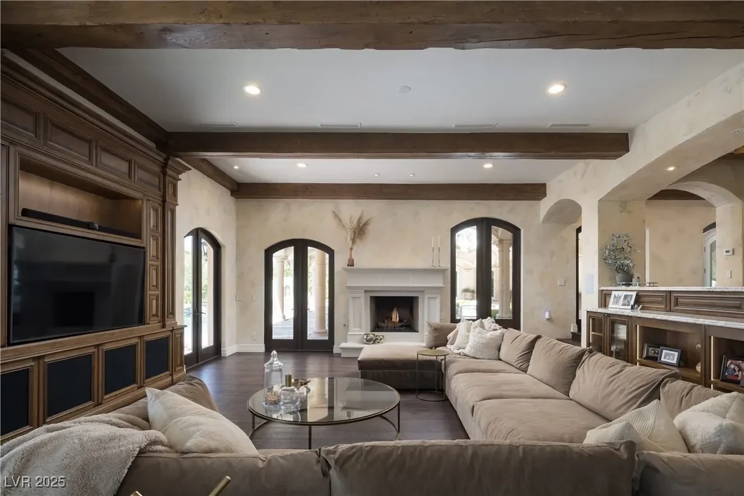 9017 Grove Crest Lane, Las Vegas, Nevada, United States. - Photo 13