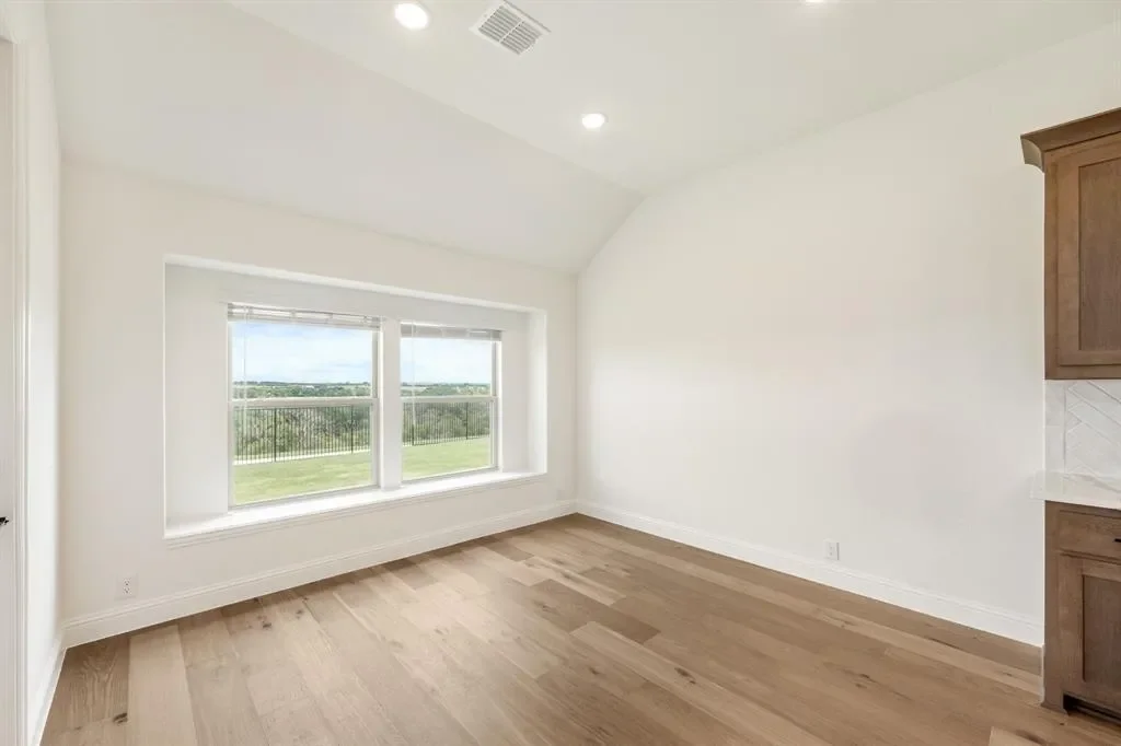 Gallery photo 2