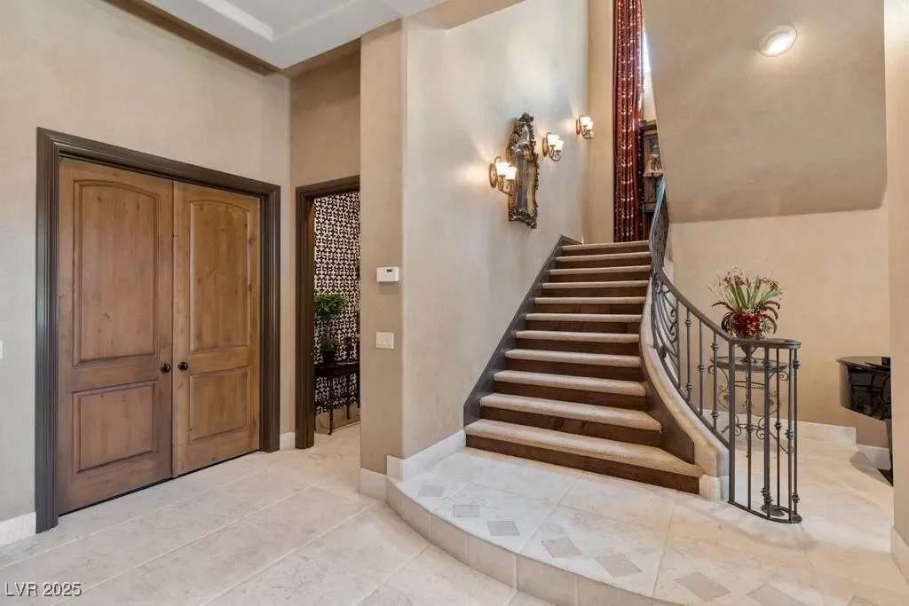 9717 Winter Palace Drive, Las Vegas, Nevada, United States. - Photo 12