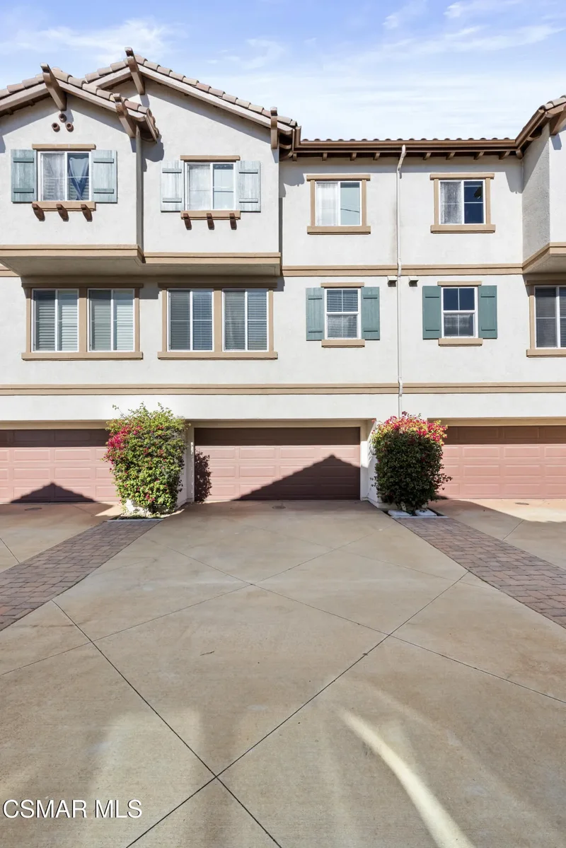 84 Via Katrina, Thousand Oaks, California, United States. - Photo 38