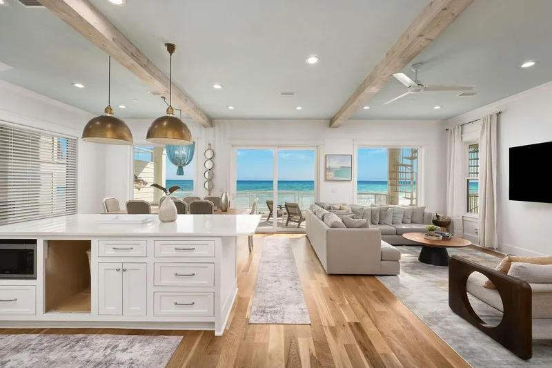 Single Family Residence in Panama City Beach