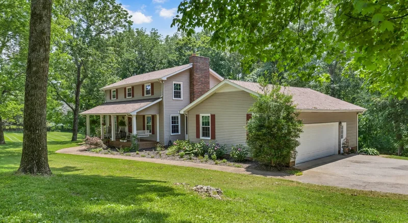 1330 Barkley Hills Cir, Clarksville, TN 37040, Clarksville, Tennessee, United States. - Photo 11