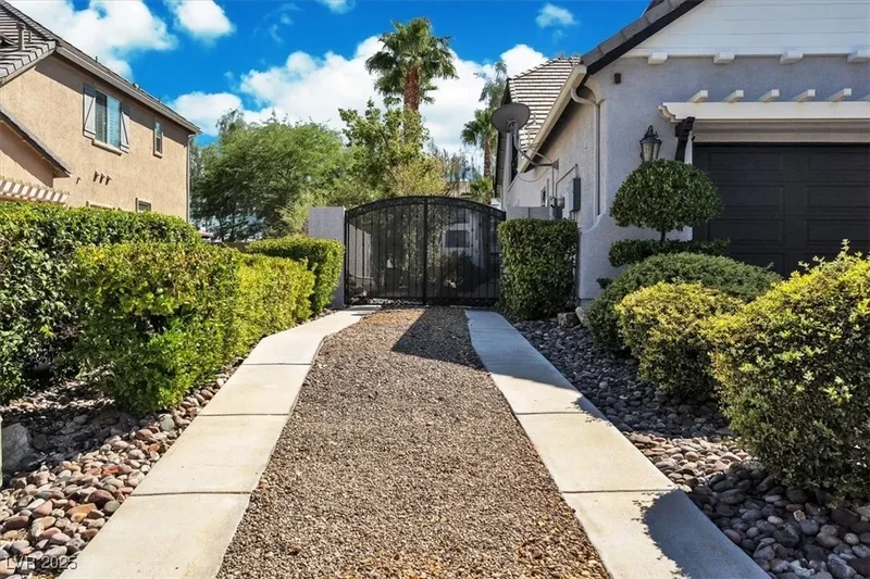 7239 Abbeville Meadows Avenue, Las Vegas, Nevada, United States. - Photo 7