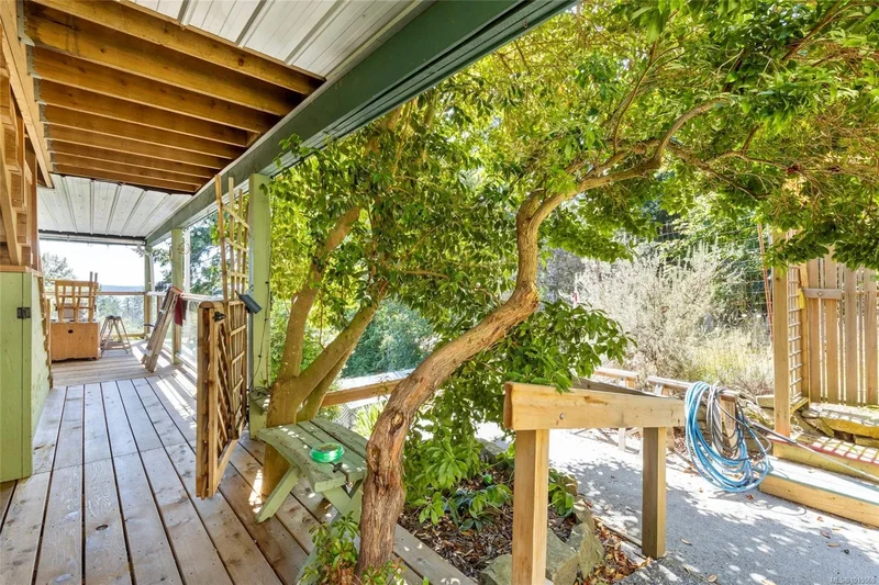 3705 Signal Hill Rd, Pender Island, British Columbia, Canada. - Photo 13