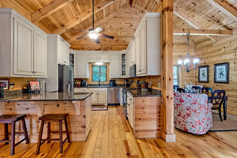 407 Blackberry Drive, Rabun Gap, GA 30568, Rabun Gap, Georgia, United States. - Photo 15